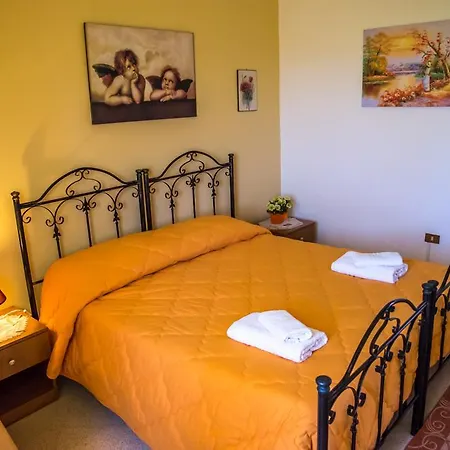 فندق مبيت وإفطار Casa Mariangi كاستيلانا غروتي