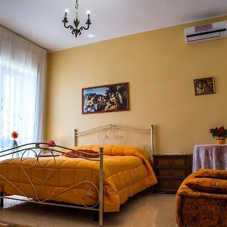 Casa Mariangi Bed & Breakfast